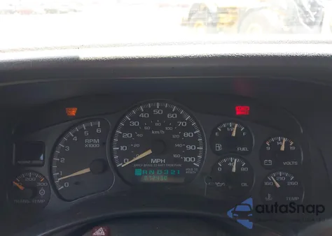 2002 Chevrolet Silverado 2500Hd Ls z USA, uszkodzony, nr VIN 1GCHK24UX2E109867